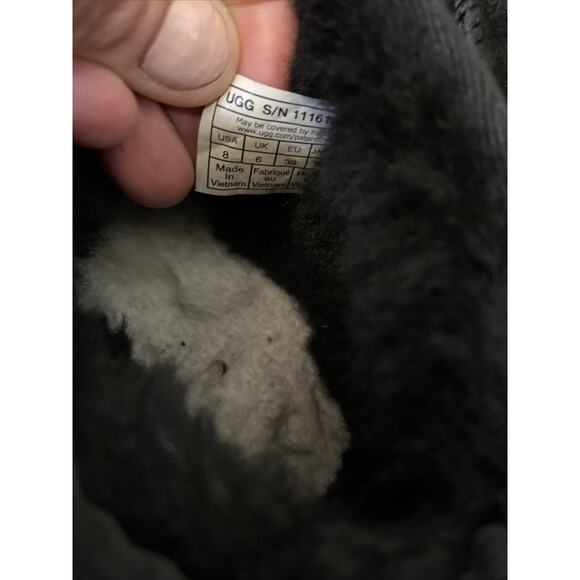 Authentic UGG Classic Ultra Mini BLACK Women's 8 Boots Winter - Picture 8 of 14